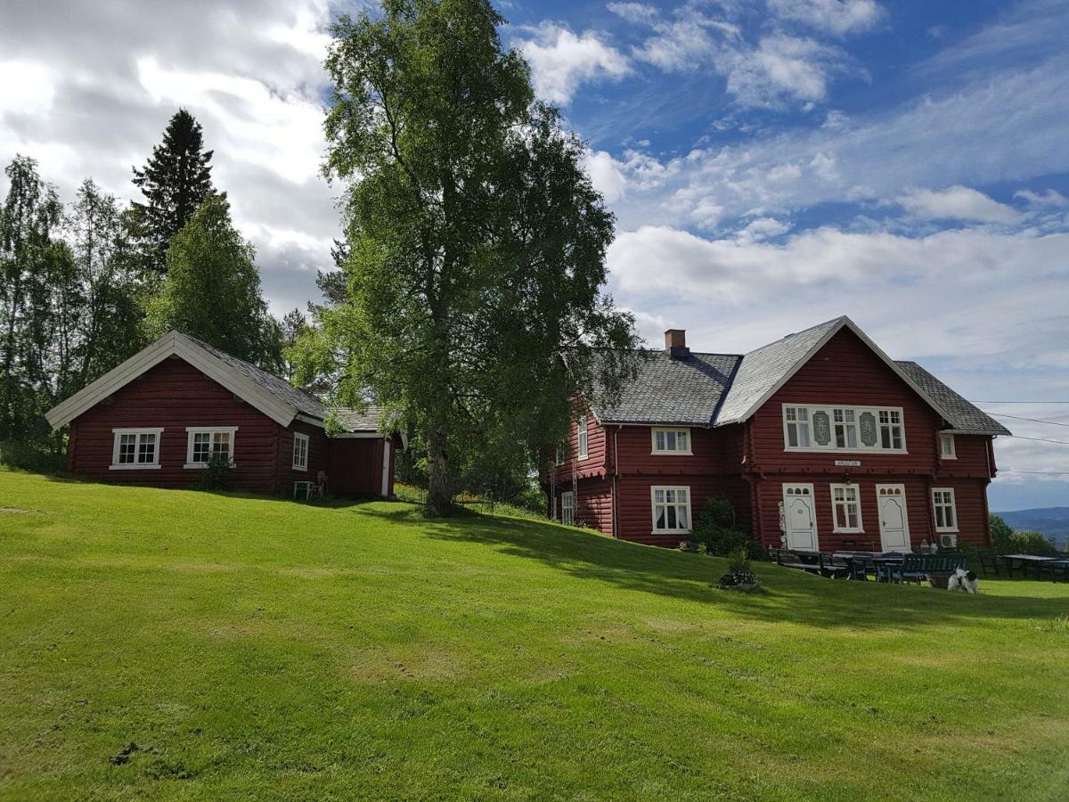 Haugtun Gardspensjonat Og Leiligheter Nordre Land Екстериор снимка