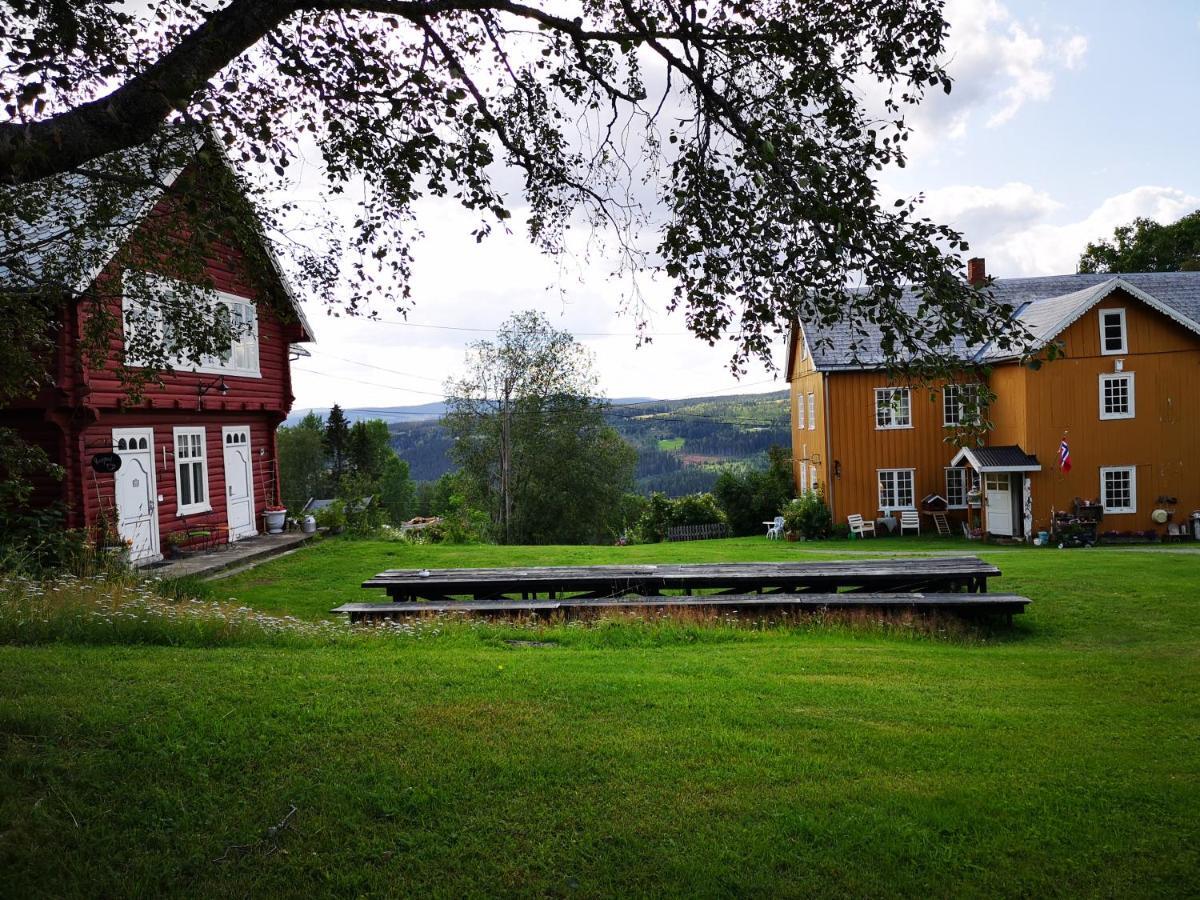 Haugtun Gardspensjonat Og Leiligheter Nordre Land Екстериор снимка